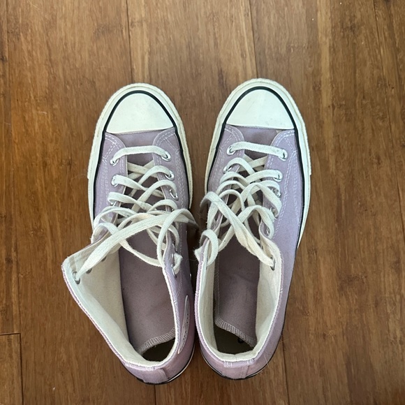 Lavender  ConverseHigh-Top Sneakers - men's 6.5 - women 8.5 - Picture 5 of 7